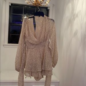 japna cream with brown polkadots